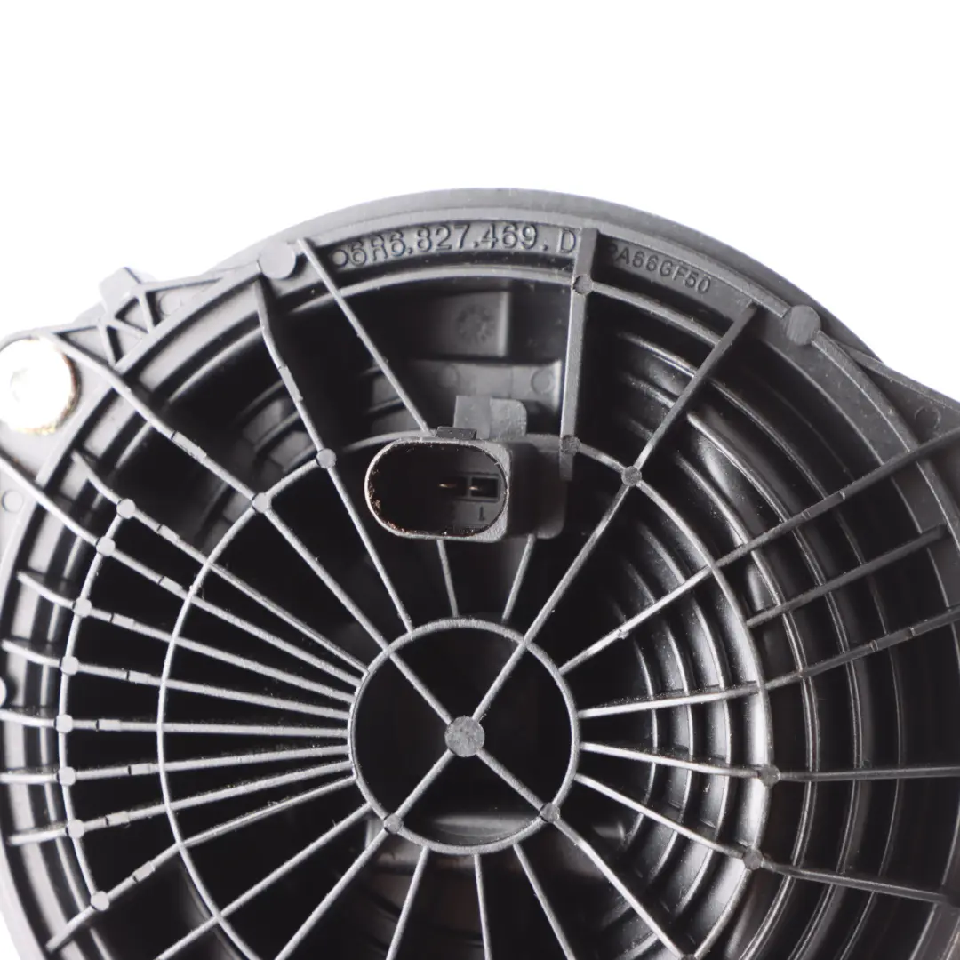 Emblem Abzeichen Kofferraum Heckklappengriff 6R6827469D für VW Volkswagen Polo 6R mit Teilenummer 6R6827469B VW Volkswagen Polo 6R Emblem Abzeichen Kofferraum Heckklappengriff 6R6827469D - SKU 6R6827469B - Teilenummer 6R6827469B