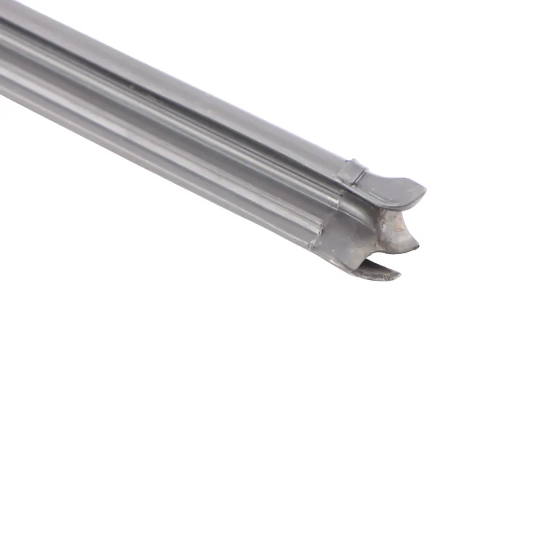 5D Gummi Dichtung Für Türglas Hinten Rechts für VW Polo 6R mit Teilenummer 6R6839479B VW Polo 6R 5D Gummi Dichtung Für Türglas Hinten Rechts - SKU 6R6839479B - Teilenummer 6R6839479B