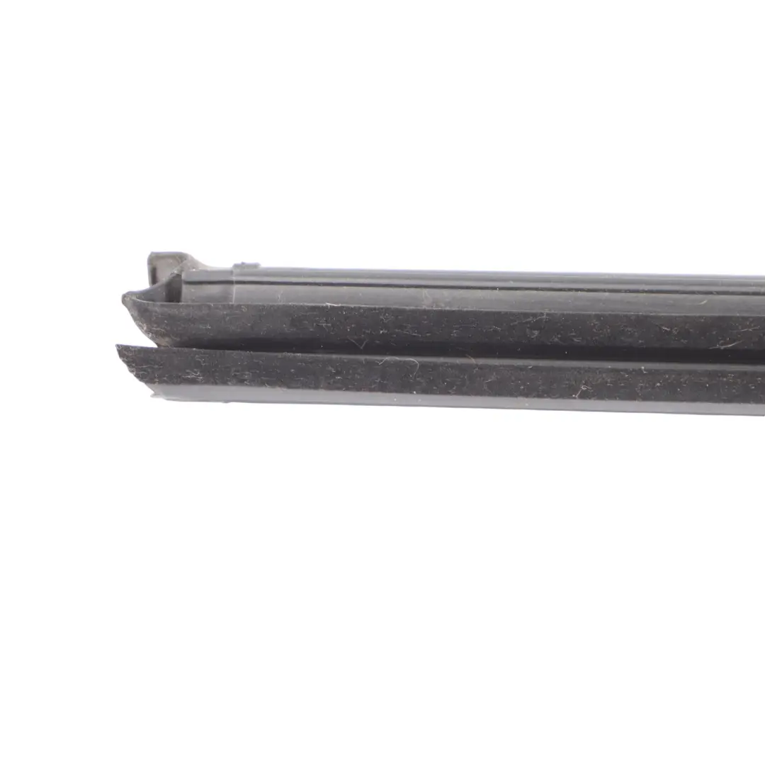 VW Polo 6R 5D Guarnizione Gomma Vetro Portiera Posteriore Destra - SKU 6R6839479B - Numero di parte 6R6839479B