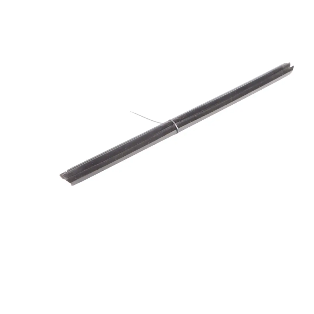 VW Polo 6R 5D Guarnizione Gomma Vetro Portiera Posteriore Destra - SKU 6R6839479B - Numero di parte 6R6839479B