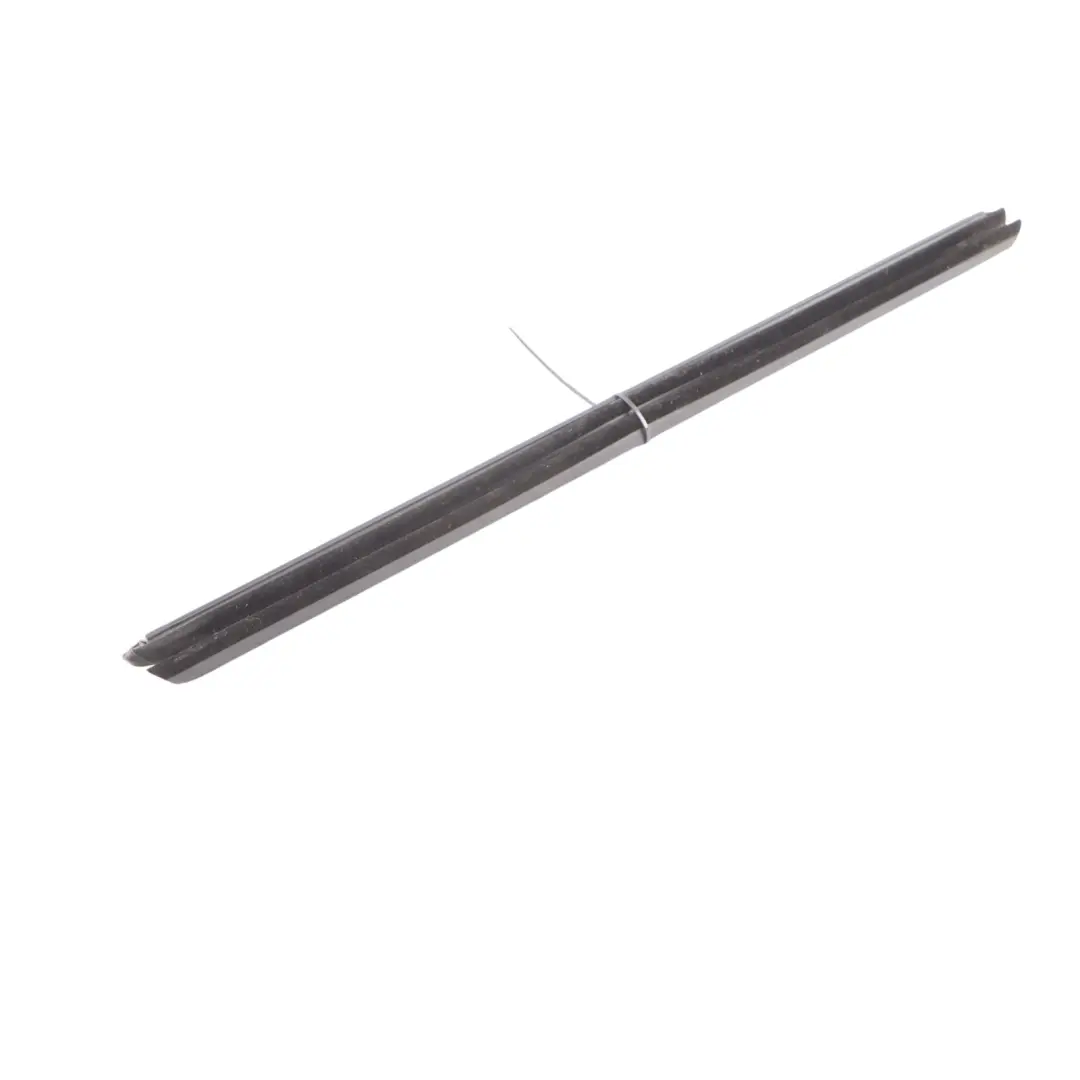 VW Polo 6R 5D Junta De Goma Para Puerta Trasera Derecha Exterior - SKU 6R6839480B - Número de pieza 6R6839480B