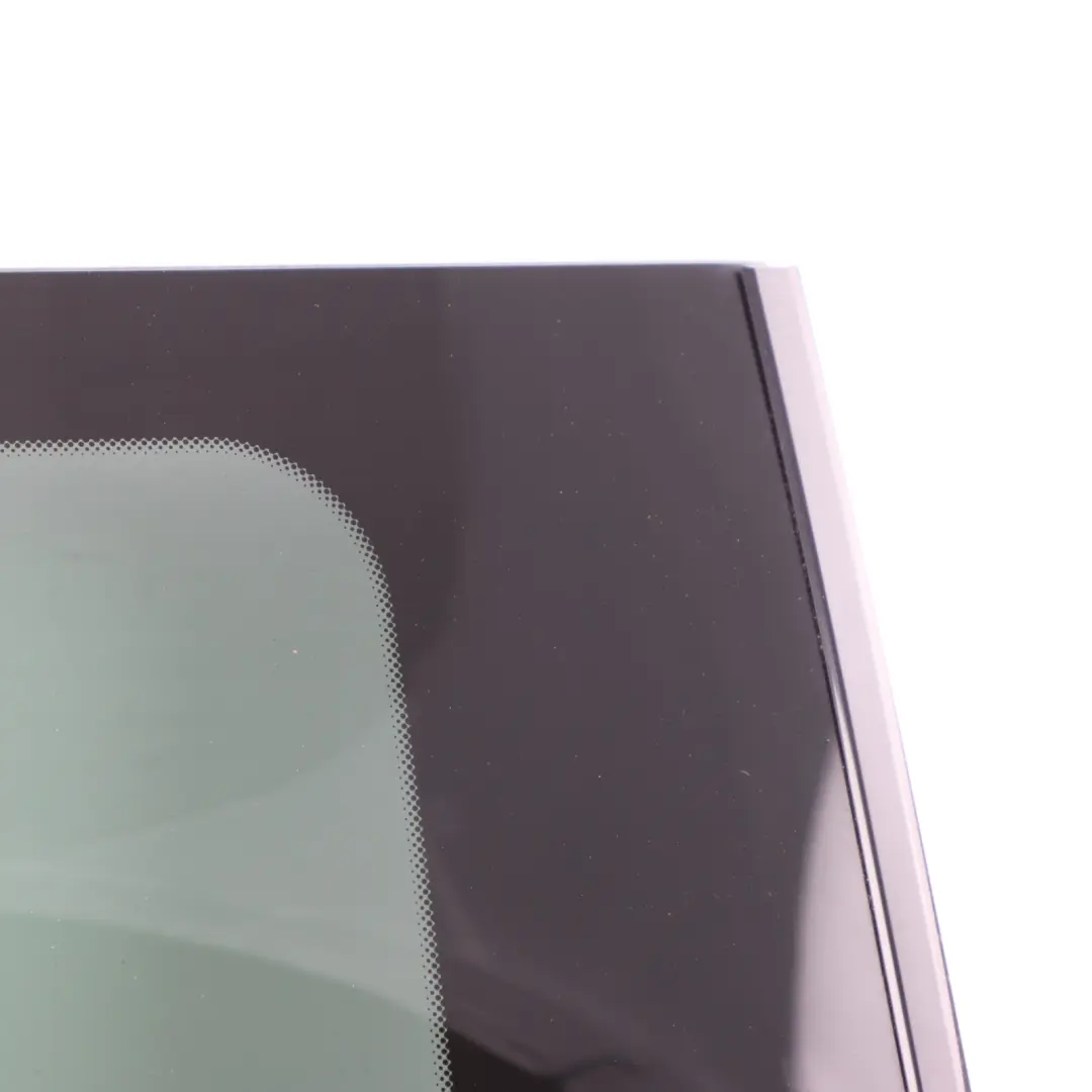 Side Window Mini Cooper R50 R53 Rear Right Glass Glazing Black Trim O/S to with Part number 7111646 Side Window Mini Cooper R50 R53 Rear Right Glass Glazing Black Trim O/S - SKU 7111646-1 - Part number 7111646