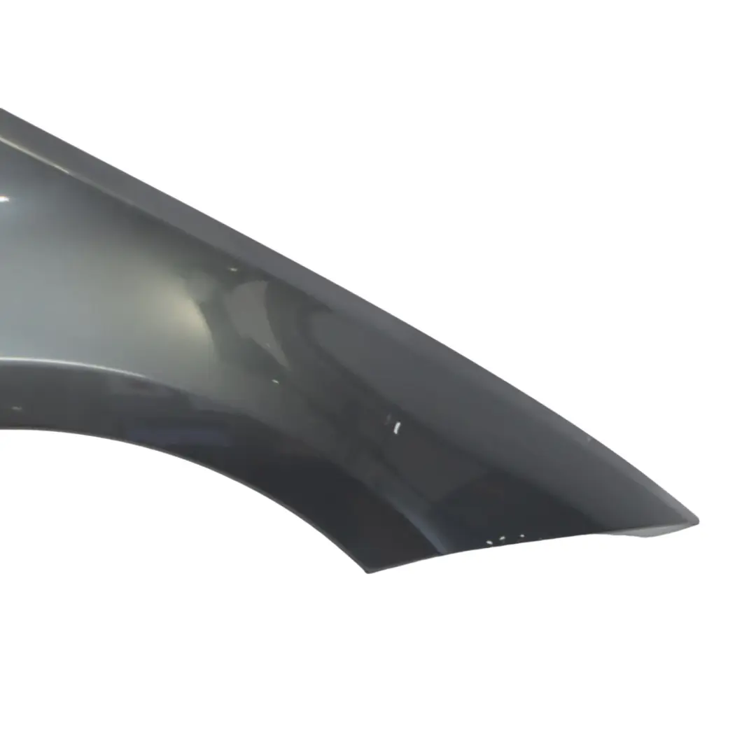 BMW E87 Panel lateral Guardabarros Wing Delantero Derecho Sparkling Graphite A22 - SKU 7133228-SG1 - Número de pieza 7133228