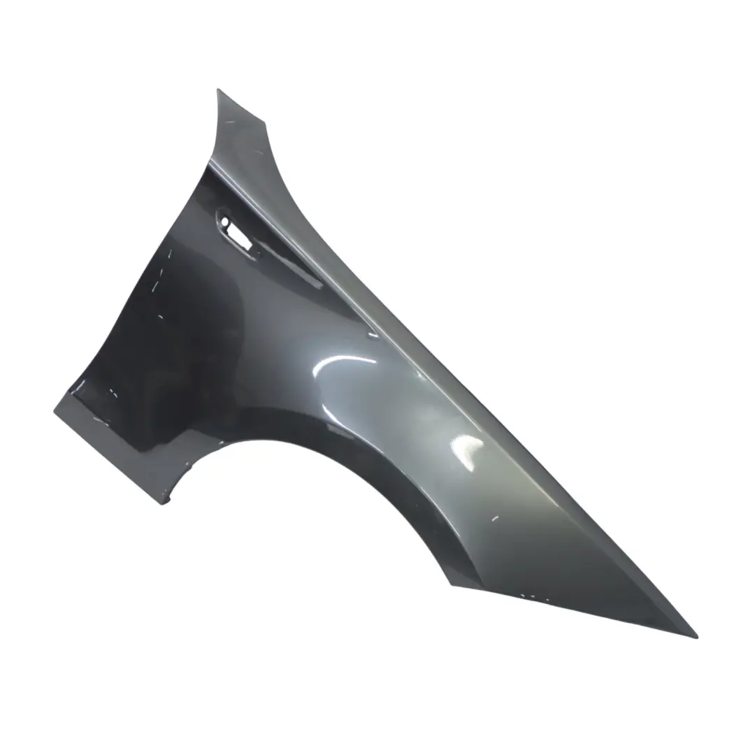 BMW E81 E87 Panneau latéral Aile avant droite Sparkling Graphite - A22 - SKU 7133228-SG1 - Numéro de pièce 7133228