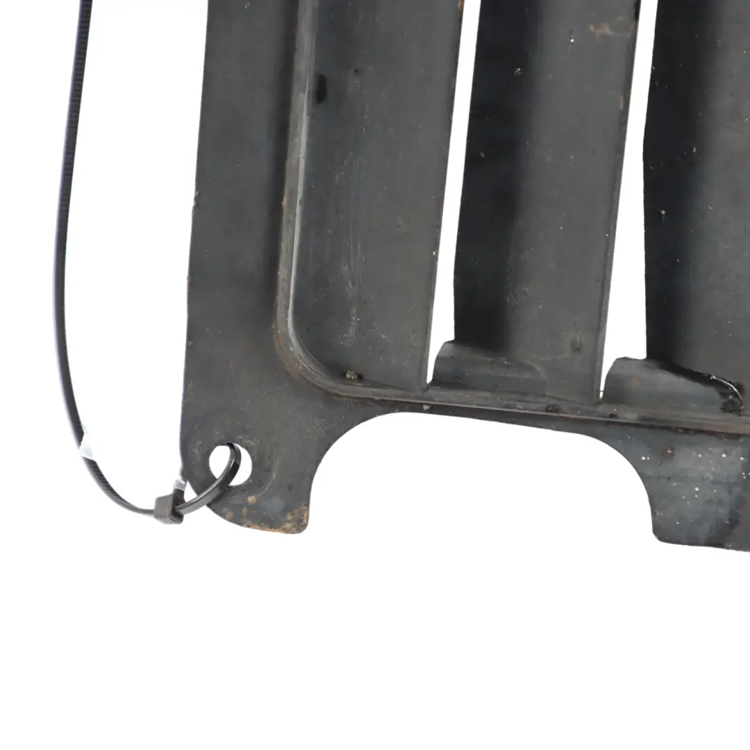 Oil Cooler Front Right O/S Air Duct Channel to BMW E90 E91 X1 E84 Engine with Part number 7161436 BMW E90 E91 X1 E84 Engine Oil Cooler Front Right O/S Air Duct Channel - SKU 7161436 - Part number 7161436