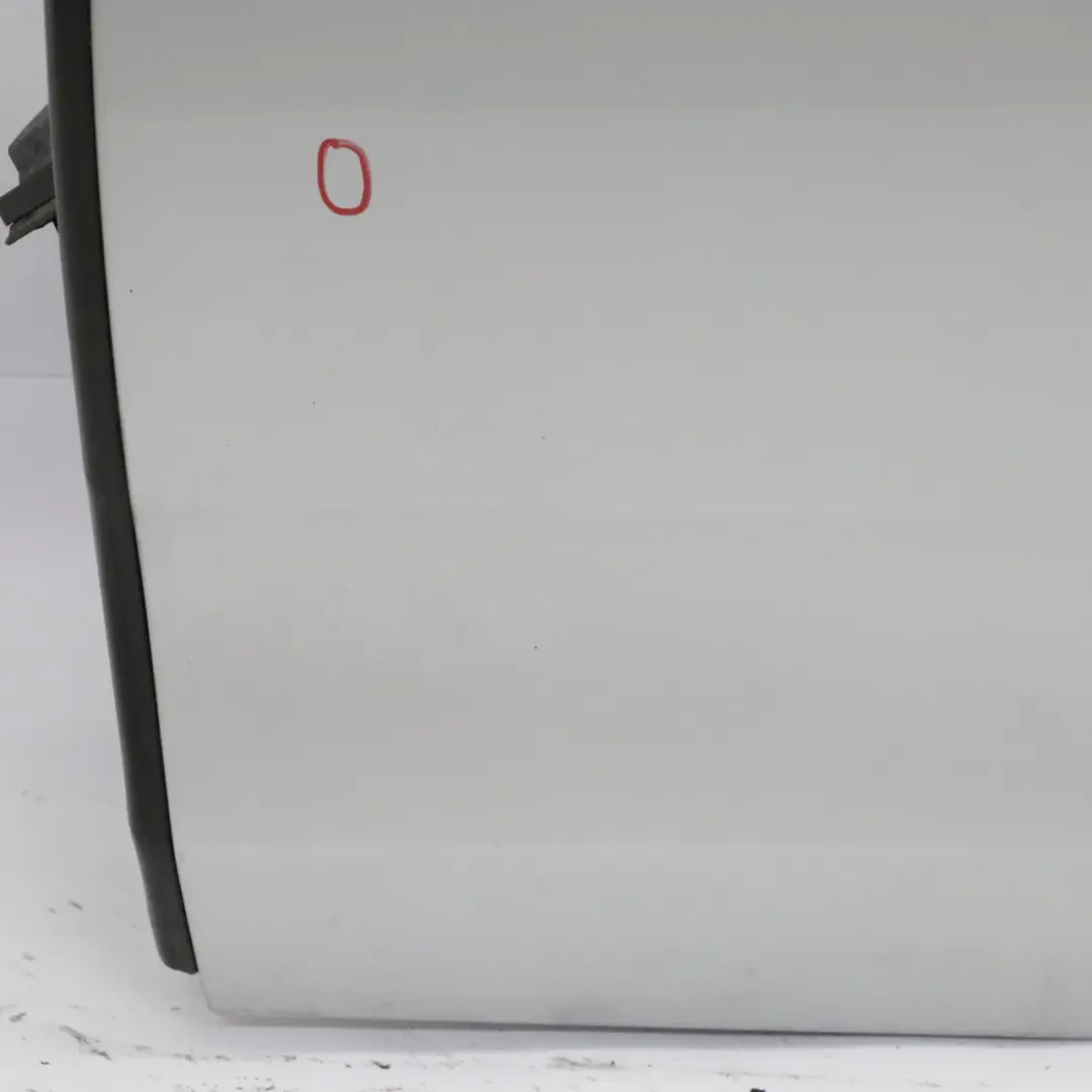 Porta posteriore sinistra BMW F07 GT Titansilber Titan Silver Metallic - 354 per con numero di parte 7228149 Porta posteriore sinistra BMW F07 GT Titansilber Titan Silver Metallic - 354 - SKU 7228149-TS - Numero di parte 7228149