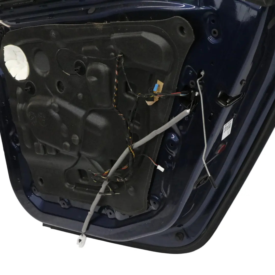 Porta posteriore destra BMW F07 GT Tiefseeblau Deep Sea Blue Metallic - A76 per con numero di parte 7228150 Porta posteriore destra BMW F07 GT Tiefseeblau Deep Sea Blue Metallic - A76 - SKU 7228150-DSB - Numero di parte 7228150