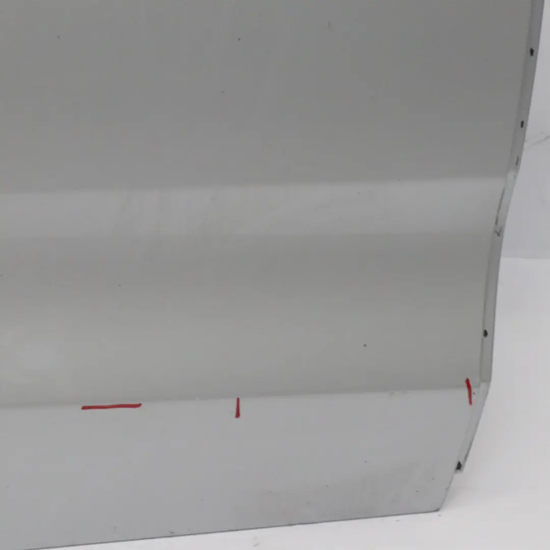 Porta posteriore destra BMW F07 GT Titansilber Titan Silver Metallic - 354 per con numero di parte 7228150 Porta posteriore destra BMW F07 GT Titansilber Titan Silver Metallic - 354 - SKU 7228150-TS - Numero di parte 7228150