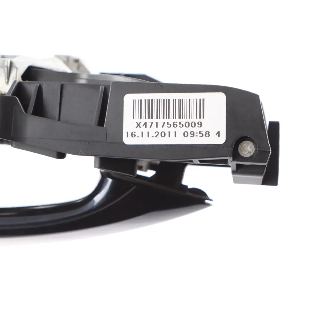 Outside Door Grab Handle Rear Right O/S Carbonschwarz Black - 416 to BMW F10 F12 with Part number 7231930 BMW F10 F12 Outside Door Grab Handle Rear Right O/S Carbonschwarz Black - 416 - SKU 7231930-CAR2 - Part number 7231930