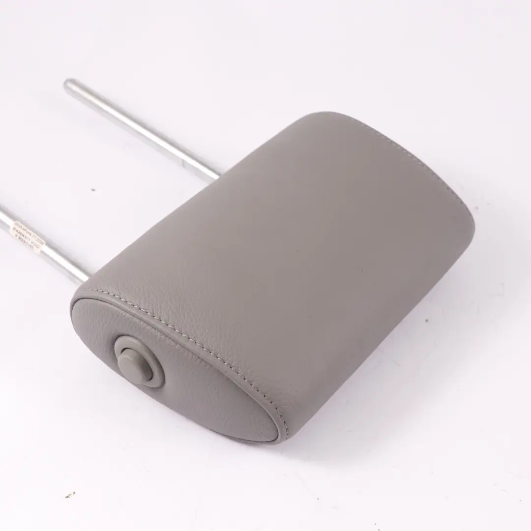 Appui-tête de siège BMW E87 E90 Siège arrière Appui-tête gauche droit Cuir Beige pour à propos du numéro de pièce 7247107 Appui-tête de siège BMW E87 E90 Siège arrière Appui-tête gauche droit Cuir Beige - SKU 7247107 - Numéro de pièce 7247107
