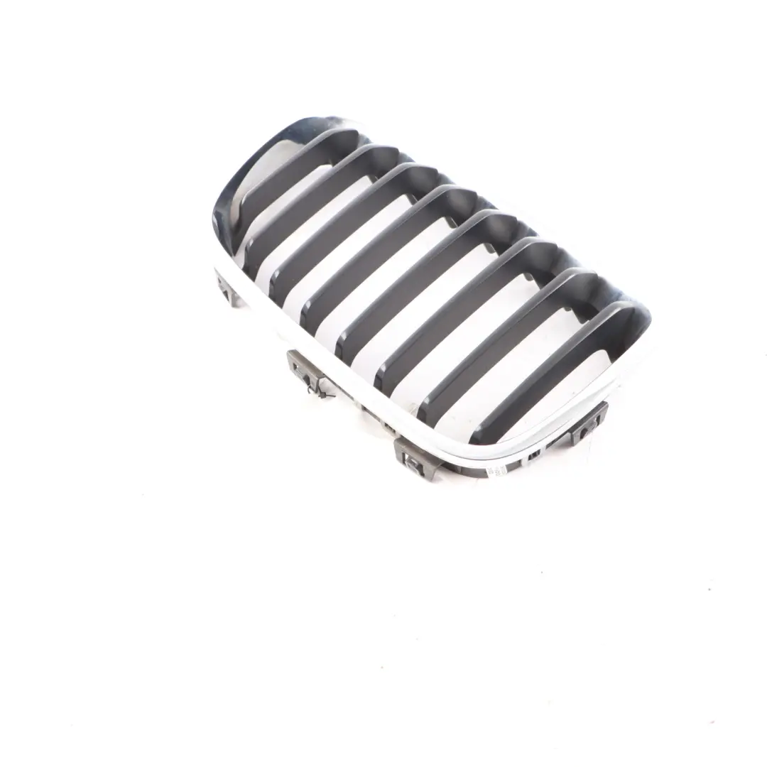 Pare-chocs avant Grille BMW F20 F21 Droite Argenté Noir pour à propos du numéro de pièce 7262118 Pare-chocs avant Grille BMW F20 F21 Droite Argenté Noir - SKU 7262118 - Numéro de pièce 7262118