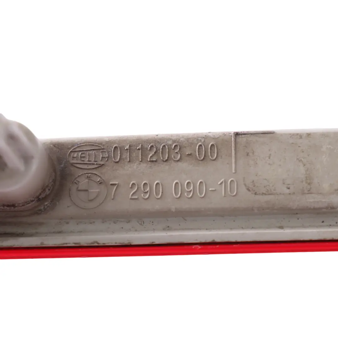 Luz de freno trasera Tercera luz de freno Luz de freno para BMW X5 F15 con número de pieza 7290090 BMW X5 F15 Luz de freno trasera Tercera luz de freno Luz de freno - SKU 7290090-1 - Número de pieza 7290090