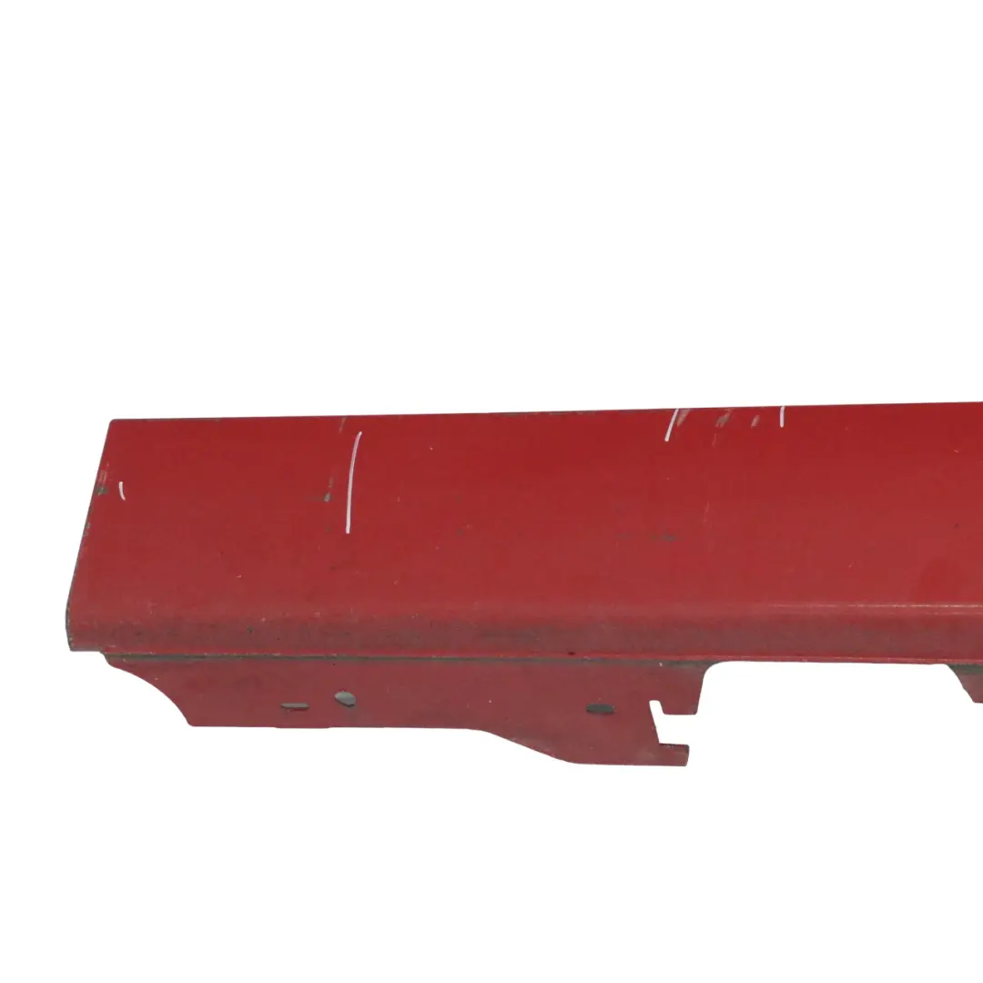Faldon Lateral Izquierdo Sill Strip Karmesinrot Rojo Carmesi - A61 para BMW F21 F22 con número de pieza 7293543 BMW F21 F22 Faldon Lateral Izquierdo Sill Strip Karmesinrot Rojo Carmesi - A61 - SKU 7293543-KAR1 - Número de pieza 7293543
