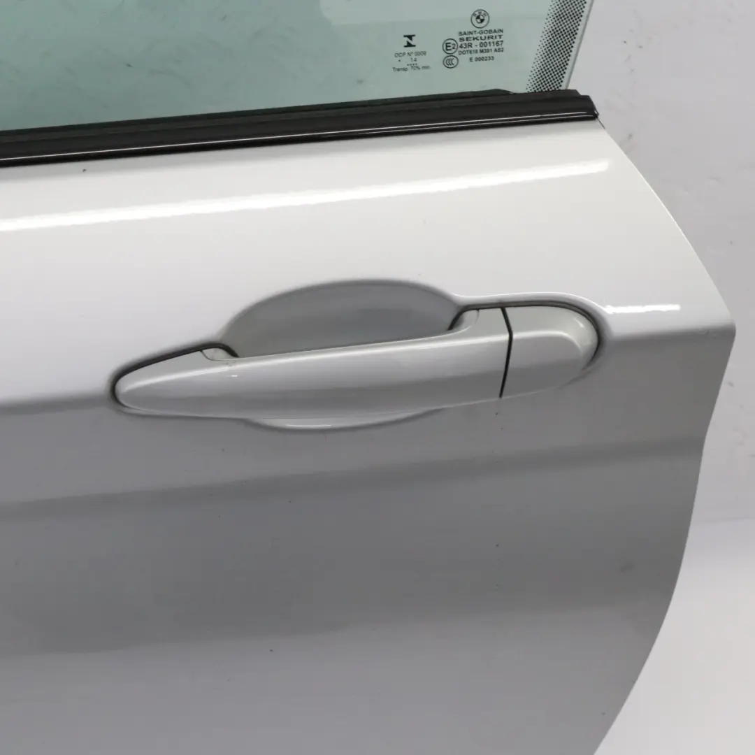 gauche Glacier Silber Silver Metallic - A83 pour BMW F21 F22 F23 Porte avant à propos du numéro de pièce 7298043 BMW F21 F22 F23 Porte avant gauche Glacier Silber Silver Metallic - A83 - SKU 7298043-GSB - Numéro de pièce 7298043