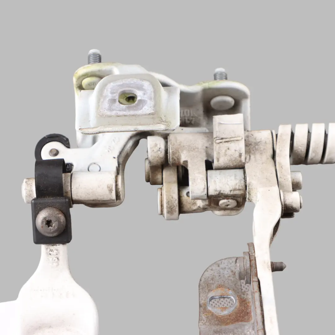 BMW F31 Kofferraum Deckel Scharnier Hinten Links Alpine Weiß 300 - SKU 7298069-AW - Teilenummer 7298069