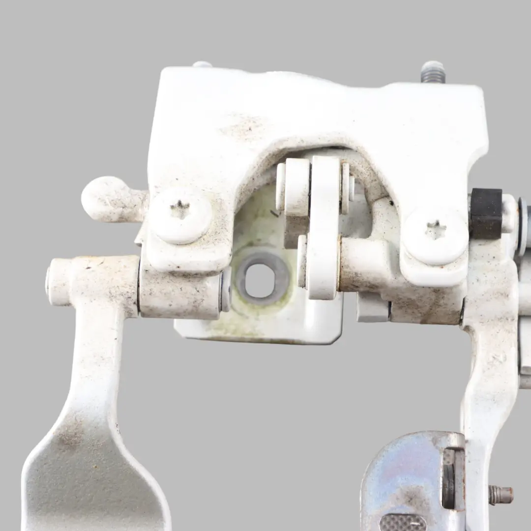 BMW F31 Maletero Trasero Derecho Bisagra Tapa Maletero Blanco Alpino 300 - SKU 7298070-AW - Número de pieza 7298070
