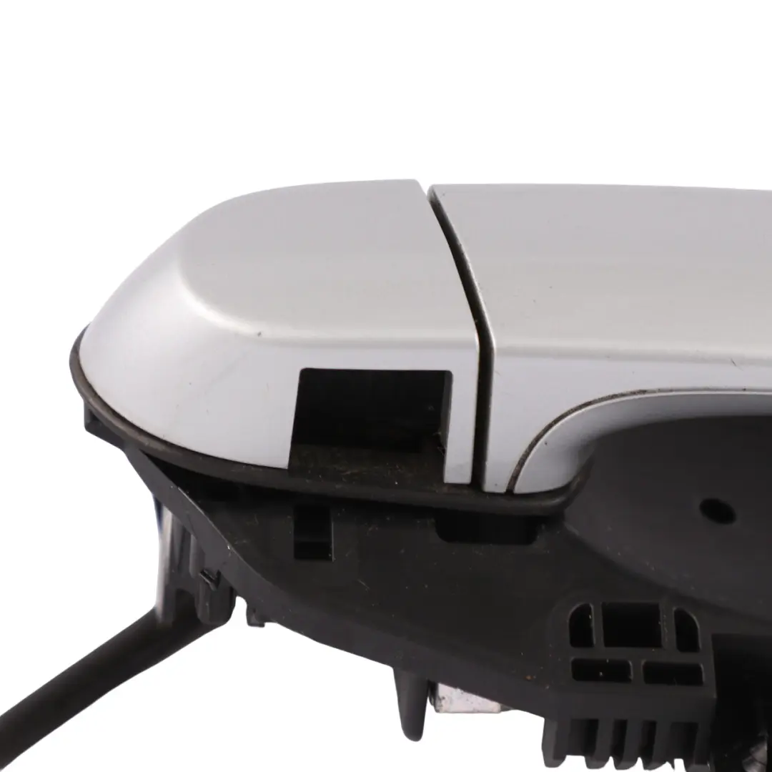 manija puerta trasera derecha fuera plata glaciar A83 para BMW F25 X3 con número de pieza 7319353 BMW F25 X3 manija puerta trasera derecha fuera plata glaciar A83 - SKU 7319353-GSB2 - Número de pieza 7319353