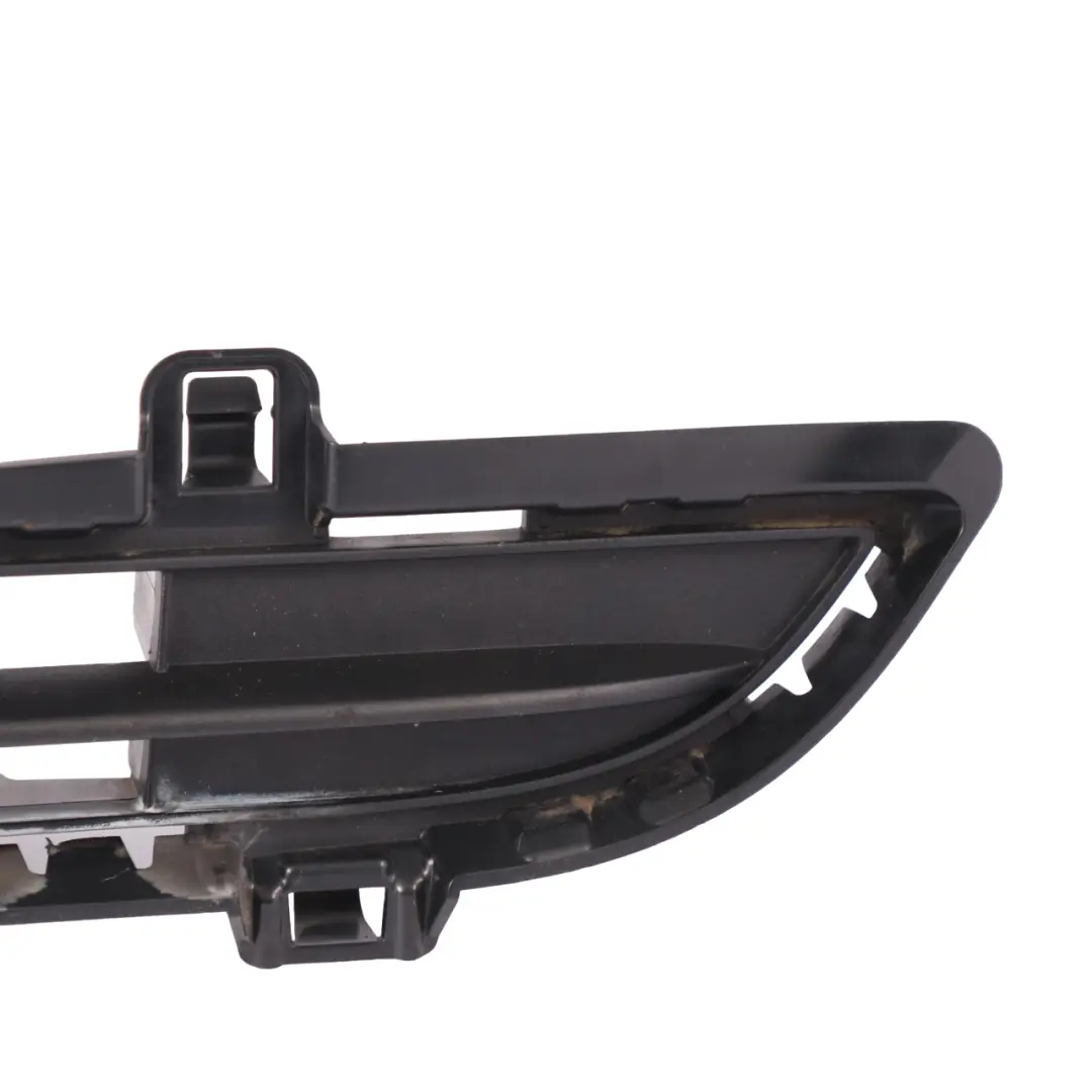 Frontstoßstange Grill obere Mitte Zierleiste Schwarz für BMW X3 F25 mit Teilenummer 7338493 BMW X3 F25 Frontstoßstange Grill obere Mitte Zierleiste Schwarz - SKU 7338493 - Teilenummer 7338493
