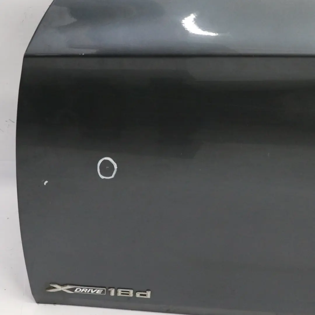 Porta anteriore sinistra Mineralgrau Grigio Minerale Metallizzato B39 per BMW X1 E84 con numero di parte 7339357 BMW X1 E84 Porta anteriore sinistra Mineralgrau Grigio Minerale Metallizzato B39 - SKU 7339357-MG - Numero di parte 7339357