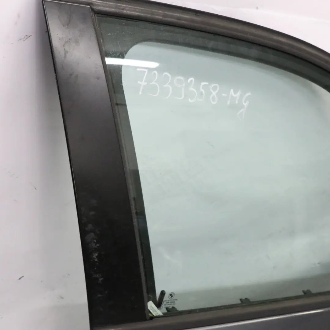 Tür vorne rechts Mineralgrau Mineralgrau Metallic - B39 für BMW X1 E84 mit Teilenummer 7339358 BMW X1 E84 Tür vorne rechts Mineralgrau Mineralgrau Metallic - B39 - SKU 7339358-MG - Teilenummer 7339358