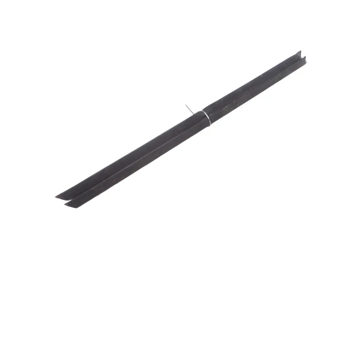 Joint intérieur avant en caoutchouc Fenêtre droite pour BMW X3 G01 à propos du numéro de pièce 7393418 BMW X3 G01 Joint intérieur avant en caoutchouc Fenêtre droite - SKU 7393418 - Numéro de pièce 7393418