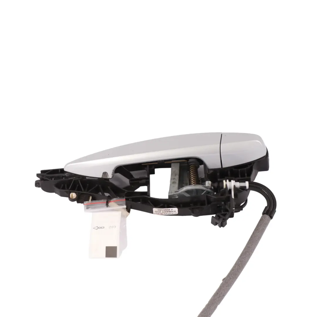 Maniglia Porta Posteriore Sinistra Maniglia Ghiacciaio Argento - A83 per BMW X5 F15 con numero di parte 7396305 BMW X5 F15 Maniglia Porta Posteriore Sinistra Maniglia Ghiacciaio Argento - A83 - SKU 7328103-GSB - Numero di parte 7396305