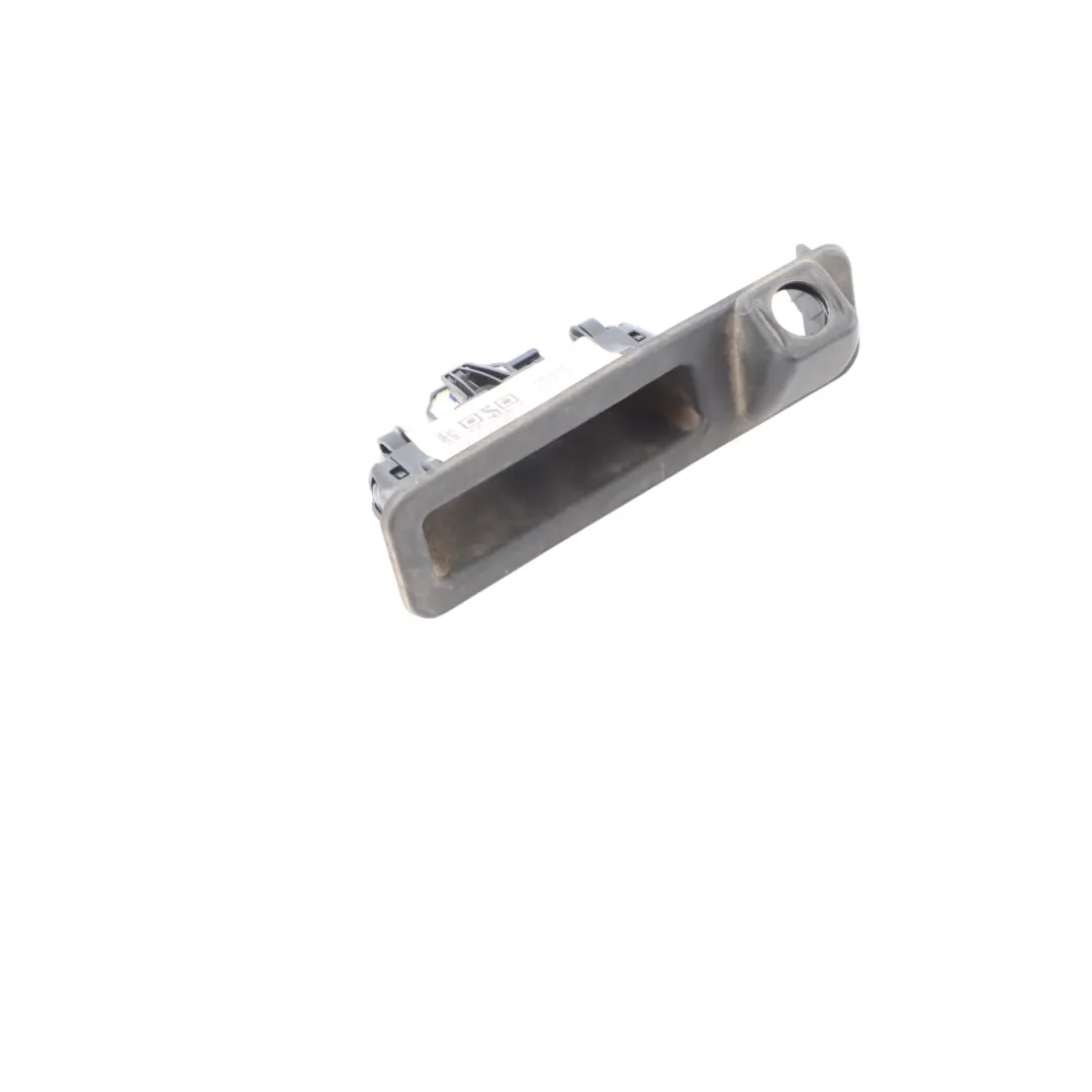 Coffre arrière couvercle système bouton-poussoir d'habillage pour BMW G20 à propos du numéro de pièce 7405634 BMW G20 Coffre arrière couvercle système bouton-poussoir d'habillage - SKU 7405634 - Numéro de pièce 7405634