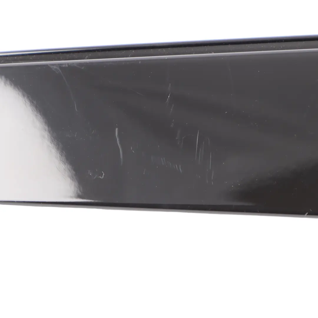 Puerta Delantera B Pilar Columna Cubierta Alto Brillo Derecho para BMW X3 G01 con número de pieza 7410022 BMW X3 G01 Puerta Delantera B Pilar Columna Cubierta Alto Brillo Derecho - SKU 7410022 - Número de pieza 7410022