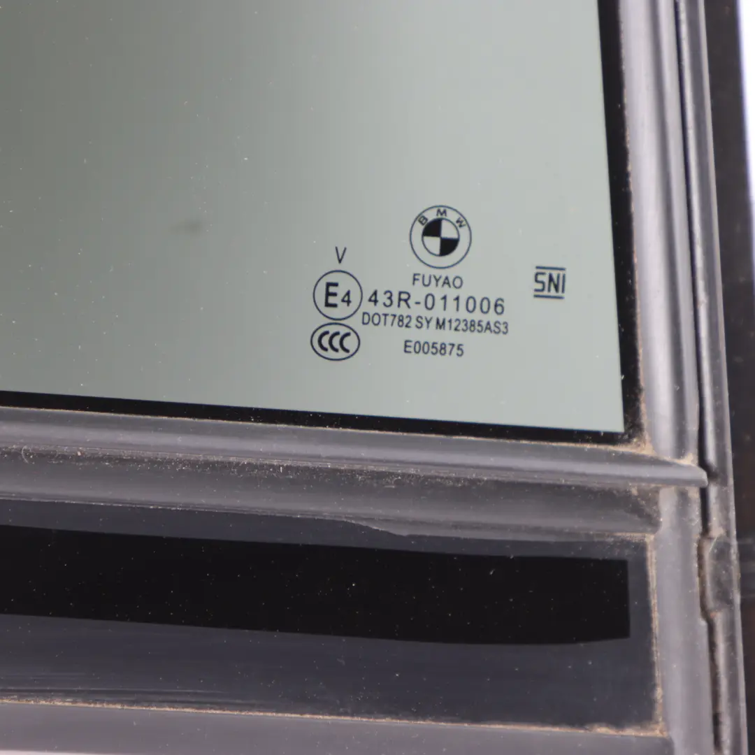 Quarter Window Glass Side Door Rear Right O/S AS3 Black to BMW G20 with Part number 7425088 BMW G20 Quarter Window Glass Side Door Rear Right O/S AS3 Black - SKU 7425088 - Part number 7425088