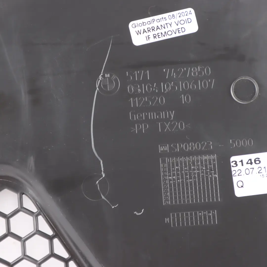 Exterior Windscreen Scuttle Cowl Panel Water Deflector Drain to BMW G20 with Part number 7427850 BMW G20 Exterior Windscreen Scuttle Cowl Panel Water Deflector Drain - SKU rhd-7427850 - Part number 7427850