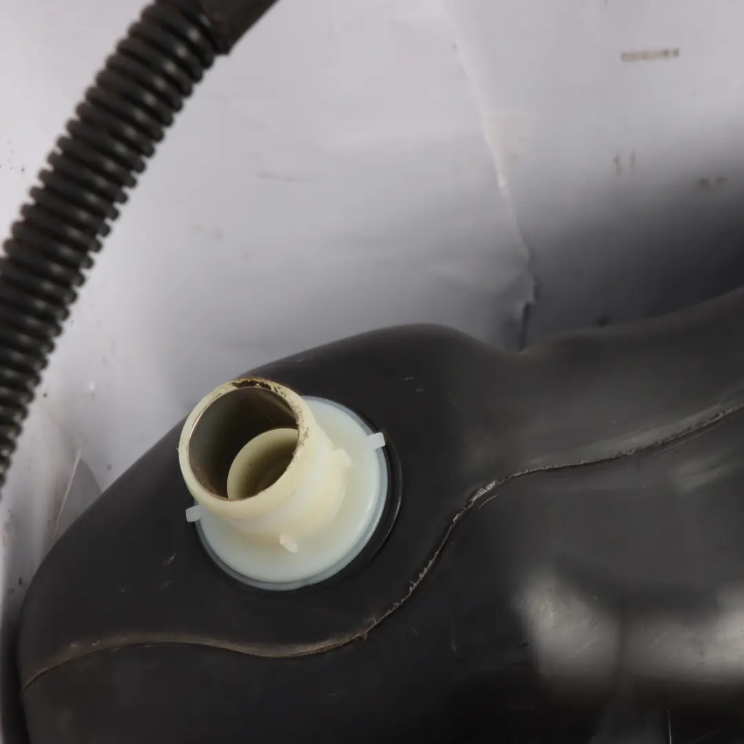 Bare Fuel Tank Reservoir Diesel to Fuel Tank BMW G30 G31 with Part number 7465279 Fuel Tank BMW G30 G31 Bare Fuel Tank Reservoir Diesel - SKU 7465279-1 - Part number 7465279