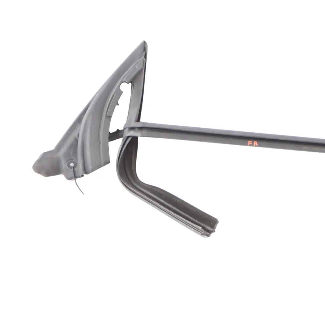 Canal Sellado Interior Puerta Delantera Derecha para BMW F44 con número de pieza 7483104 BMW F44 Canal Sellado Interior Puerta Delantera Derecha - SKU 7483104 - Número de pieza 7483104