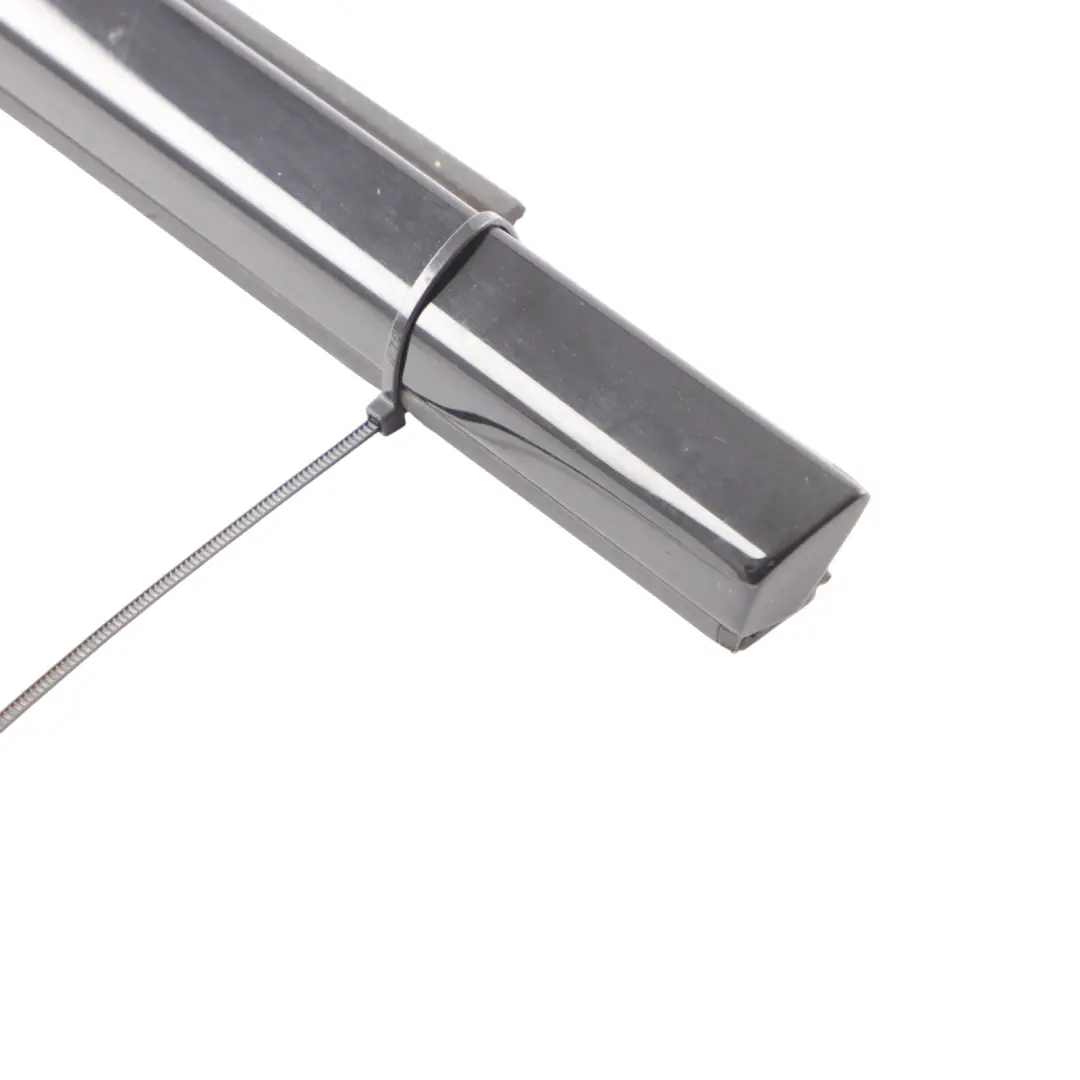 dombra Finestrino Striscia esterna Porta Posteriore Destra per BMW F44 Linea con numero di parte 7483140 BMW F44 Linea dombra Finestrino Striscia esterna Porta Posteriore Destra - SKU 7483140 - Numero di parte 7483140