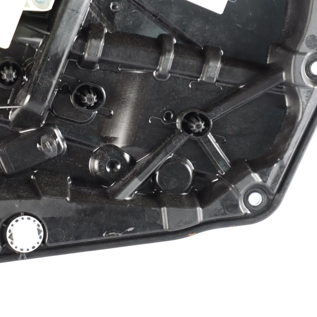 Trasera Izquierda Panel Puerta Embellecedor Soporte Ventana para BMW G01 F97 con número de pieza 7498149 BMW G01 F97 Trasera Izquierda Panel Puerta Embellecedor Soporte Ventana - SKU 7498149 - Número de pieza 7498149