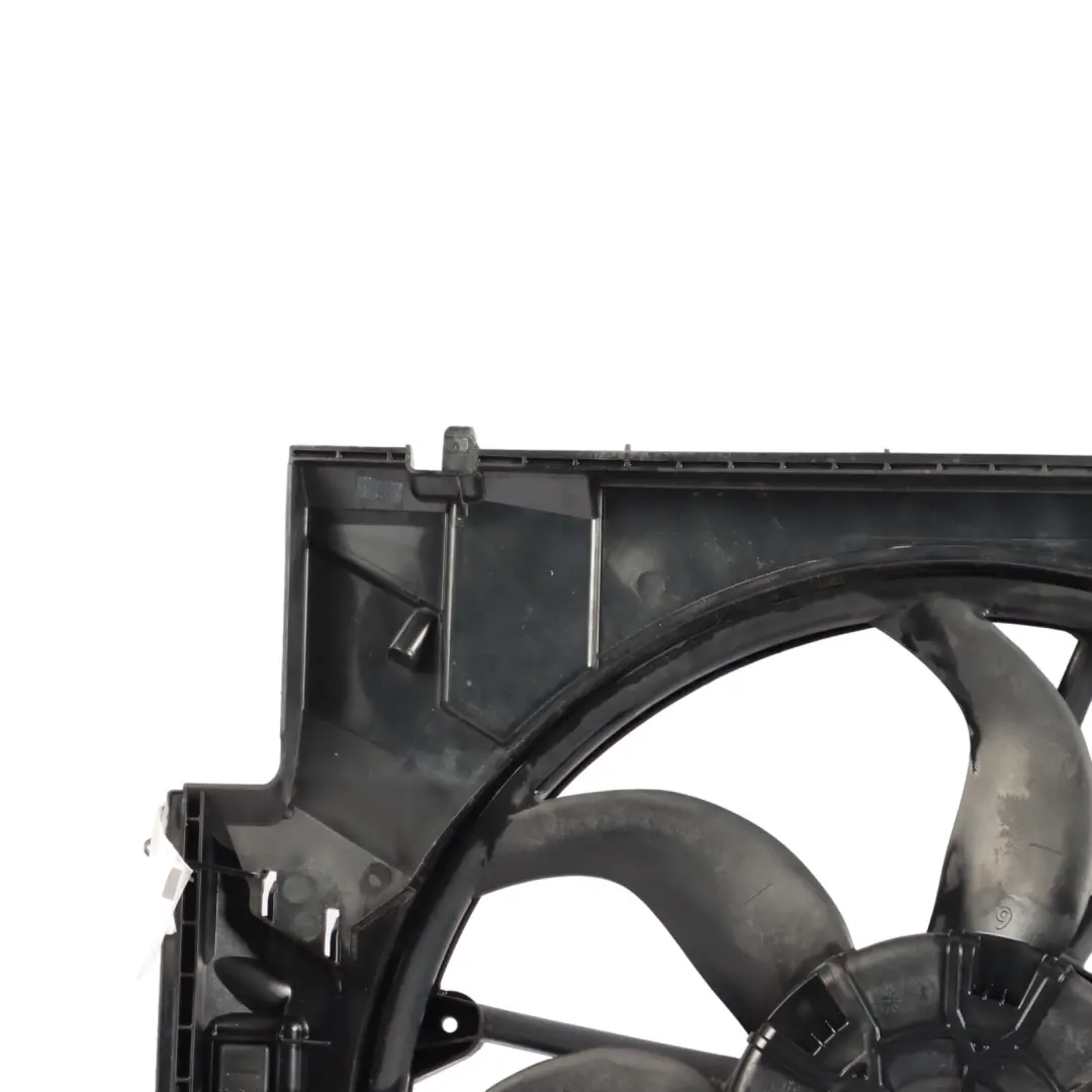 Engine Fan BMW E90 E91 E92 LCI Cooling Radiator 7561712 - SKU 7545366 - Part number 7545366