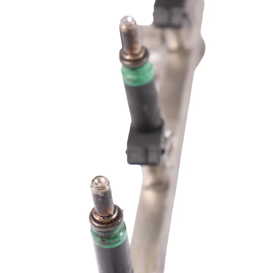 4.4i N62 Injecteurs d'essence d'injection Ligne tuyauterie pour BMW X5 E53 à propos du numéro de pièce 7558198 BMW X5 E53 4.4i N62 Injecteurs d'essence d'injection Ligne tuyauterie - SKU 7558198 - Numéro de pièce 7558198