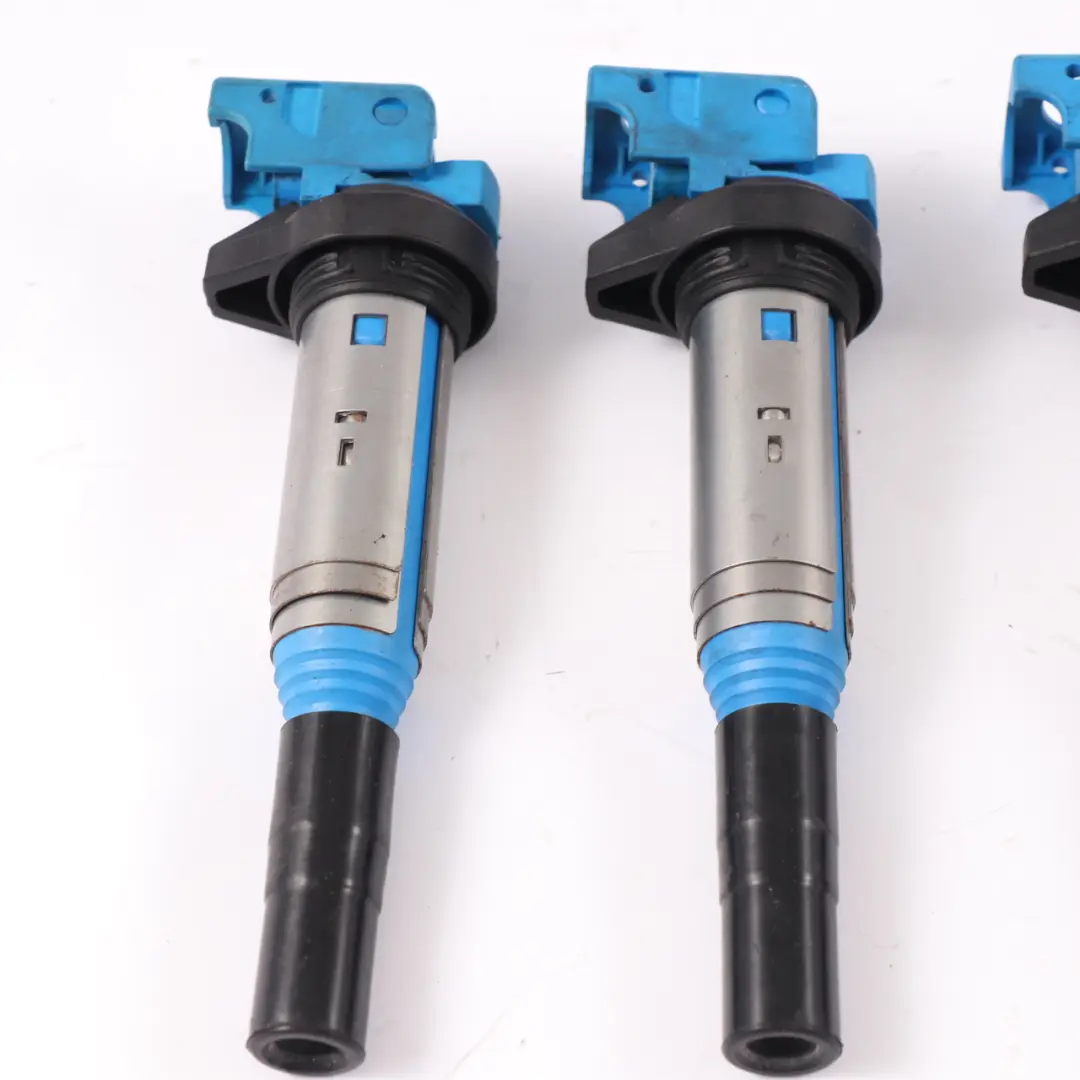 4x Set di bobine accensione Benchmark per BMW F20 F21 F30 LCI Mini R55 R56 LCI con numero di parte 7575010 BMW F20 F21 F30 LCI Mini R55 R56 LCI 4x Set di bobine accensione Benchmark - SKU 7575010-2 - Numero di parte 7575010