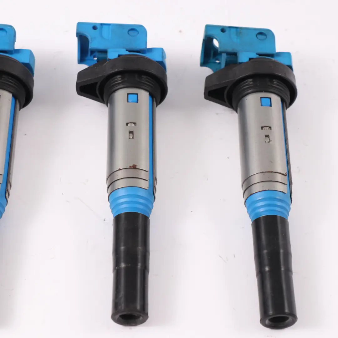 4x Jeu bobines d'allumage Benchmark Performance pour BMW F20 F21 LCI Mini R55 R56 LCI à propos du numéro de pièce 7575010 BMW F20 F21 LCI Mini R55 R56 LCI 4x Jeu bobines d'allumage Benchmark Performance - SKU 7575010-2 - Numéro de pièce 7575010