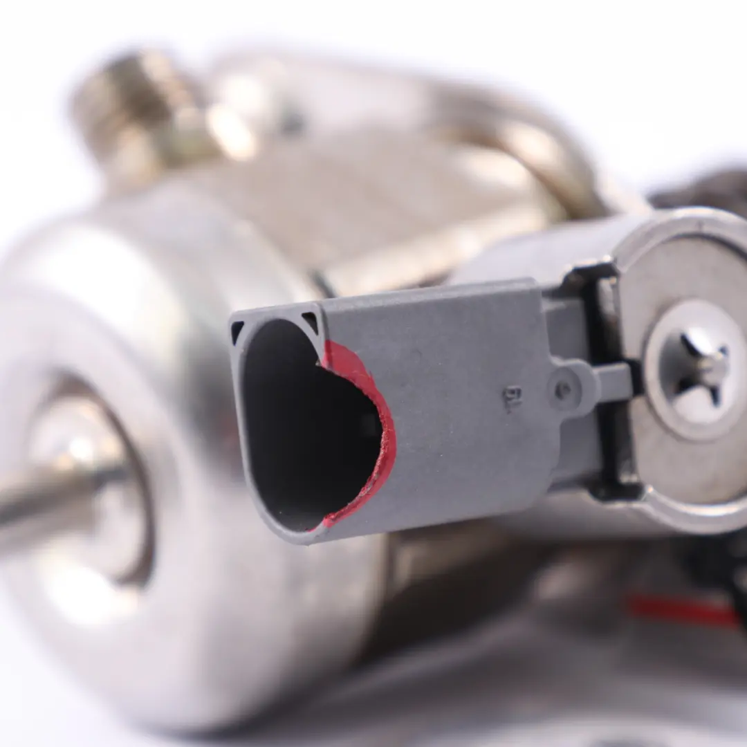 Pompe essence haute pression pour BMW F20 F21 F30 F31 N13 à propos du numéro de pièce 7607159 BMW F20 F21 F30 F31 N13 Pompe essence haute pression - SKU 7607159-1 - Numéro de pièce 7607159