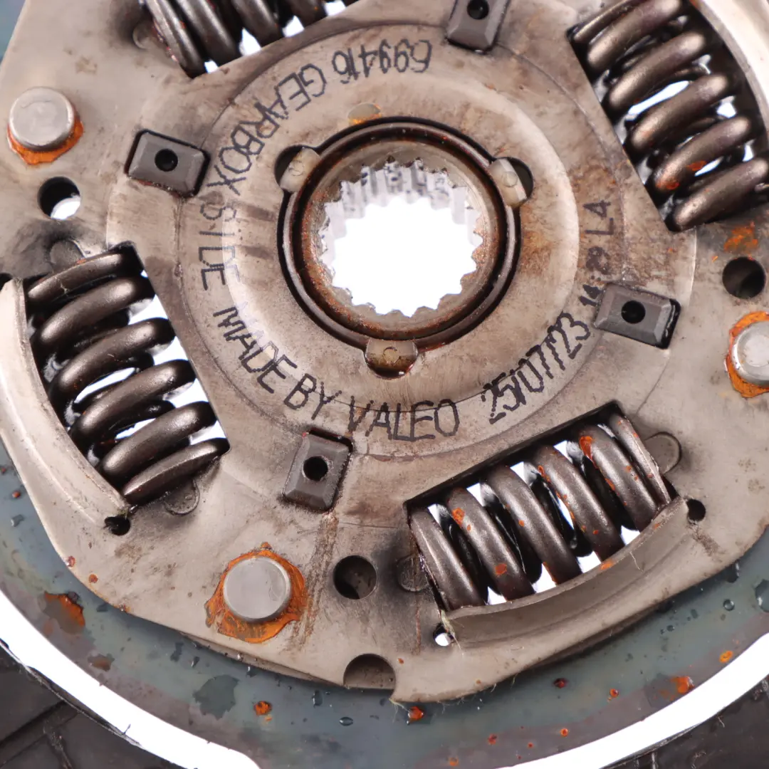 Benzin W10 Zweimassenschwungrad für BMW Mini Cooper One R50 mit Teilenummer 7624121 BMW Mini Cooper One R50 Benzin W10 Zweimassenschwungrad - SKU 7624121 - Teilenummer 7624121