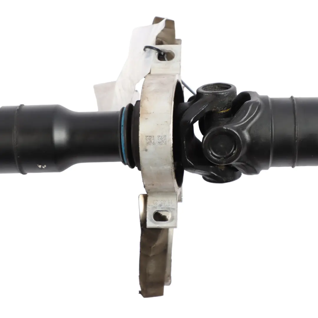 Propshaft BMW F10 F11 530d N57 Automatic Gearbox Drive Shaft 1601MM to with Part number 7631365 Propshaft BMW F10 F11 530d N57 Automatic Gearbox Drive Shaft 1601MM - SKU 7631365 - Part number 7631365