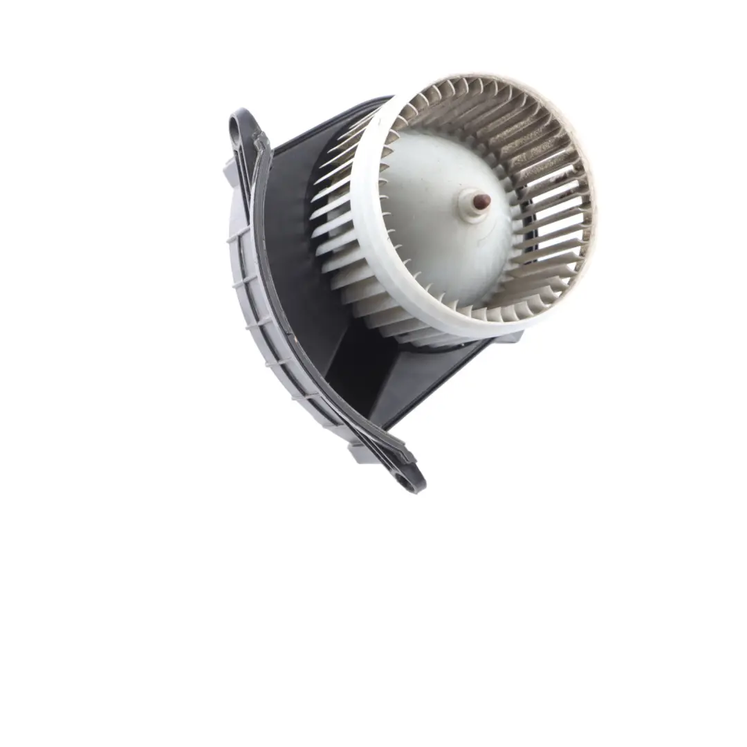 Heater Blower Motor Fan Unit to Renault Master 3 with Part number 7701068976 Renault Master 3 Heater Blower Motor Fan Unit - SKU 7701068976 - Part number 7701068976
