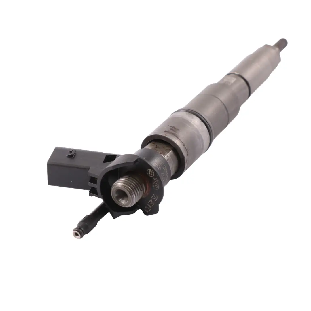 M57N2 Fuel Injector Diesel 7796042 to BMW E60 E61 LCI E90 330d 530d with Part number 77960420 BMW E60 E61 LCI E90 330d 530d M57N2 Fuel Injector Diesel 7796042 - SKU 7796042-1 - Part number 77960420