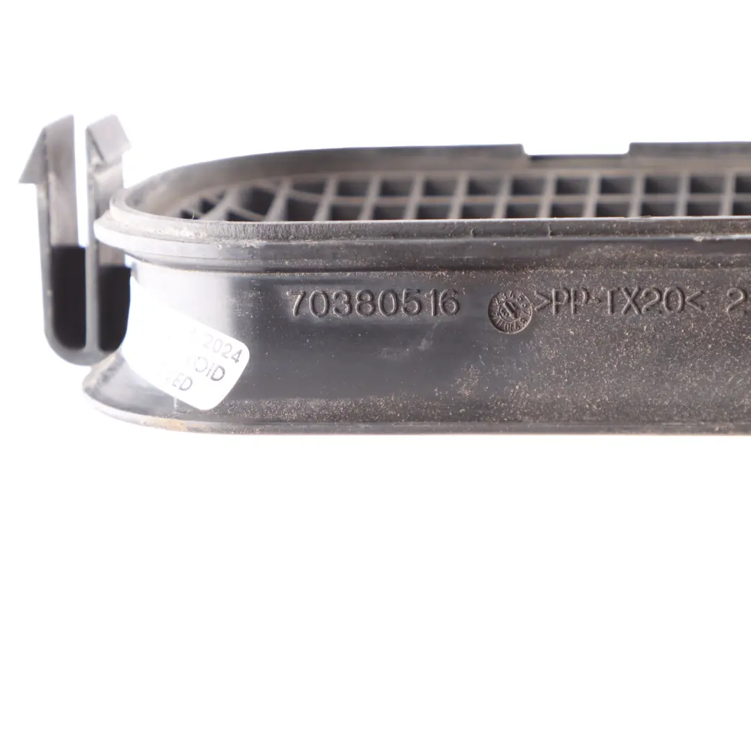 Kratka Wlotu Powietrza do BMW X3 F25 X4 F26 o numerze 7811020 BMW X3 F25 X4 F26 Kratka Wlotu Powietrza - SKU 7811020 - Numer Części 7811020