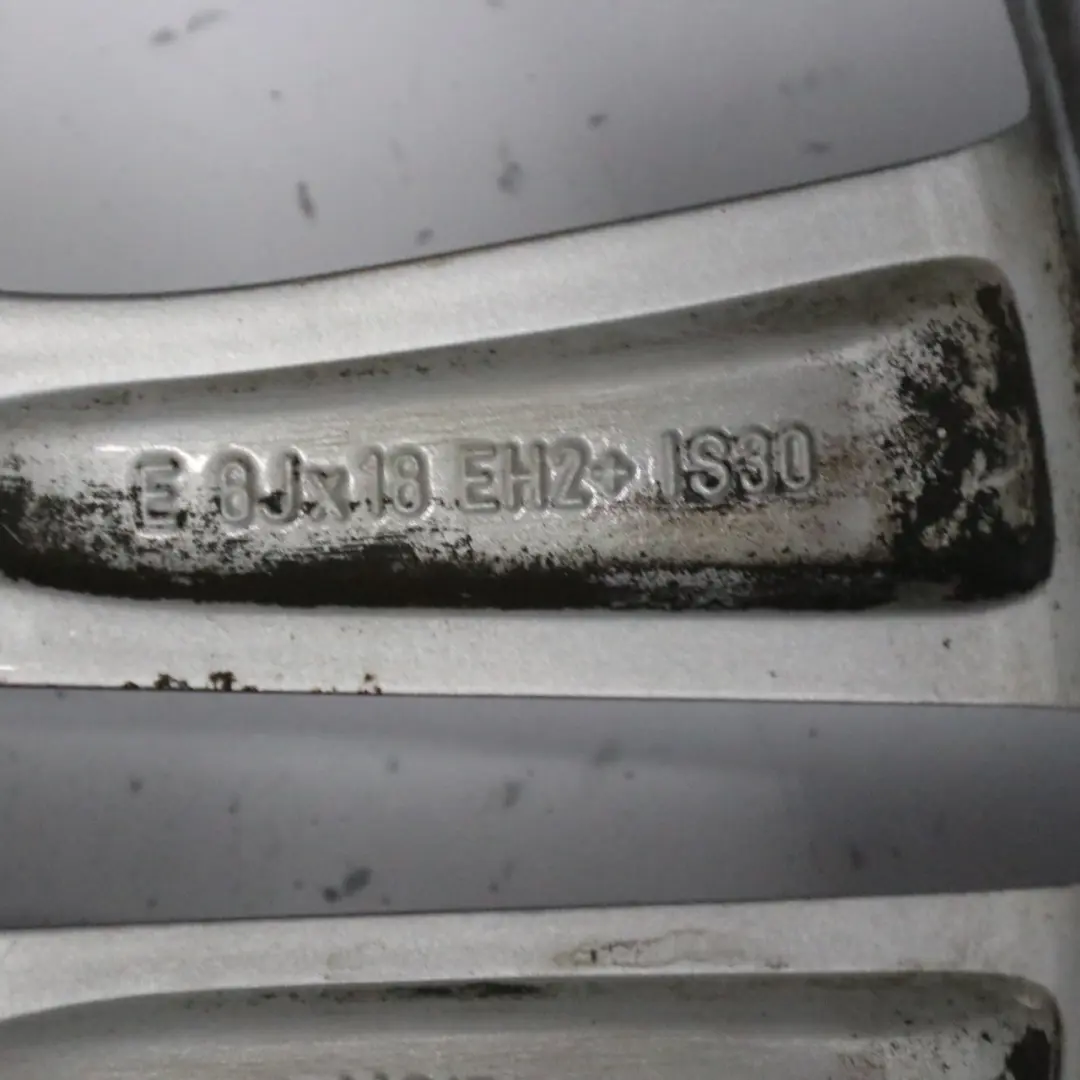 Cerchio in lega 18" 8J ET:30 M Doppie razze 355 per BMW X1 E84 con numero di parte 7842636 BMW X1 E84 Cerchio in lega 18" 8J ET:30 M Doppie razze 355 - SKU 7842636-1 - Numero di parte 7842636