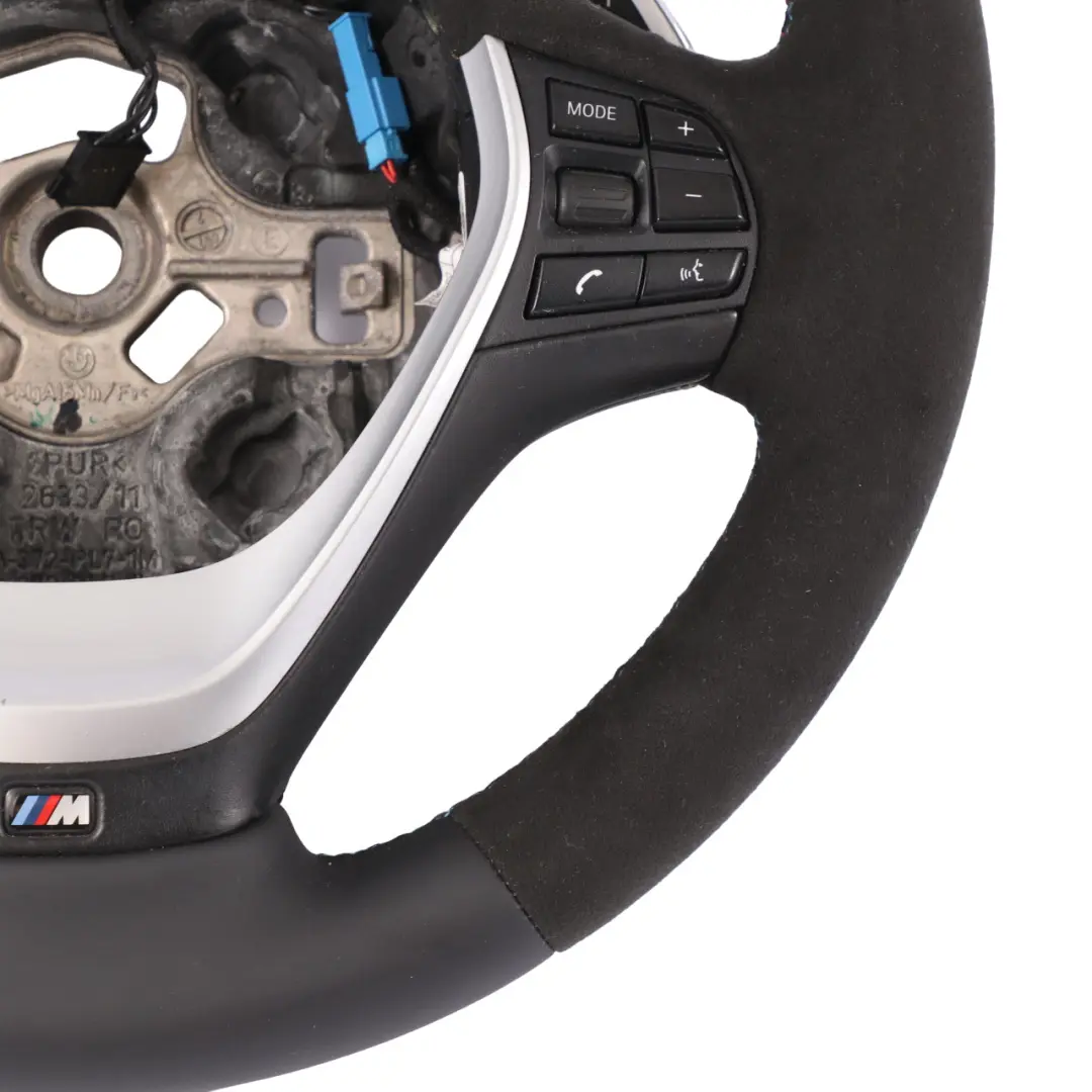 Volant BMW F20 F30 F32 M Sport NOUVEAU Cuir Noir Alcantara pour à propos du numéro de pièce 7845878 Volant BMW F20 F30 F32 M Sport NOUVEAU Cuir Noir Alcantara - SKU 7845878-1 - Numéro de pièce 7845878