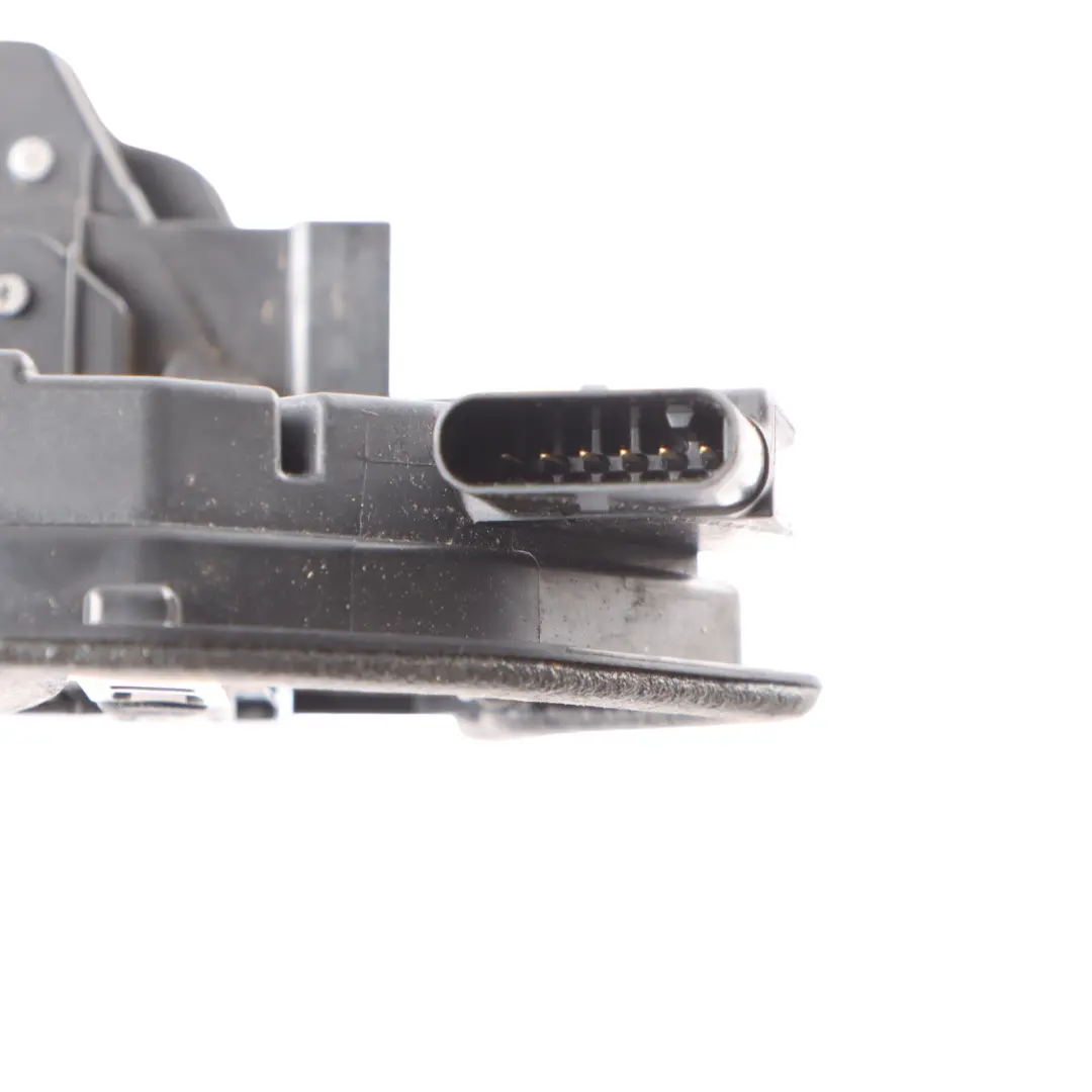 Zatrzask Zamek Drzwi Prawy Tył Tylny do BMW F40 F44 G20 o numerze 7956152 BMW F40 F44 G20 Zatrzask Zamek Drzwi Prawy Tył Tylny - SKU 7956152-1 - Numer Części 7956152