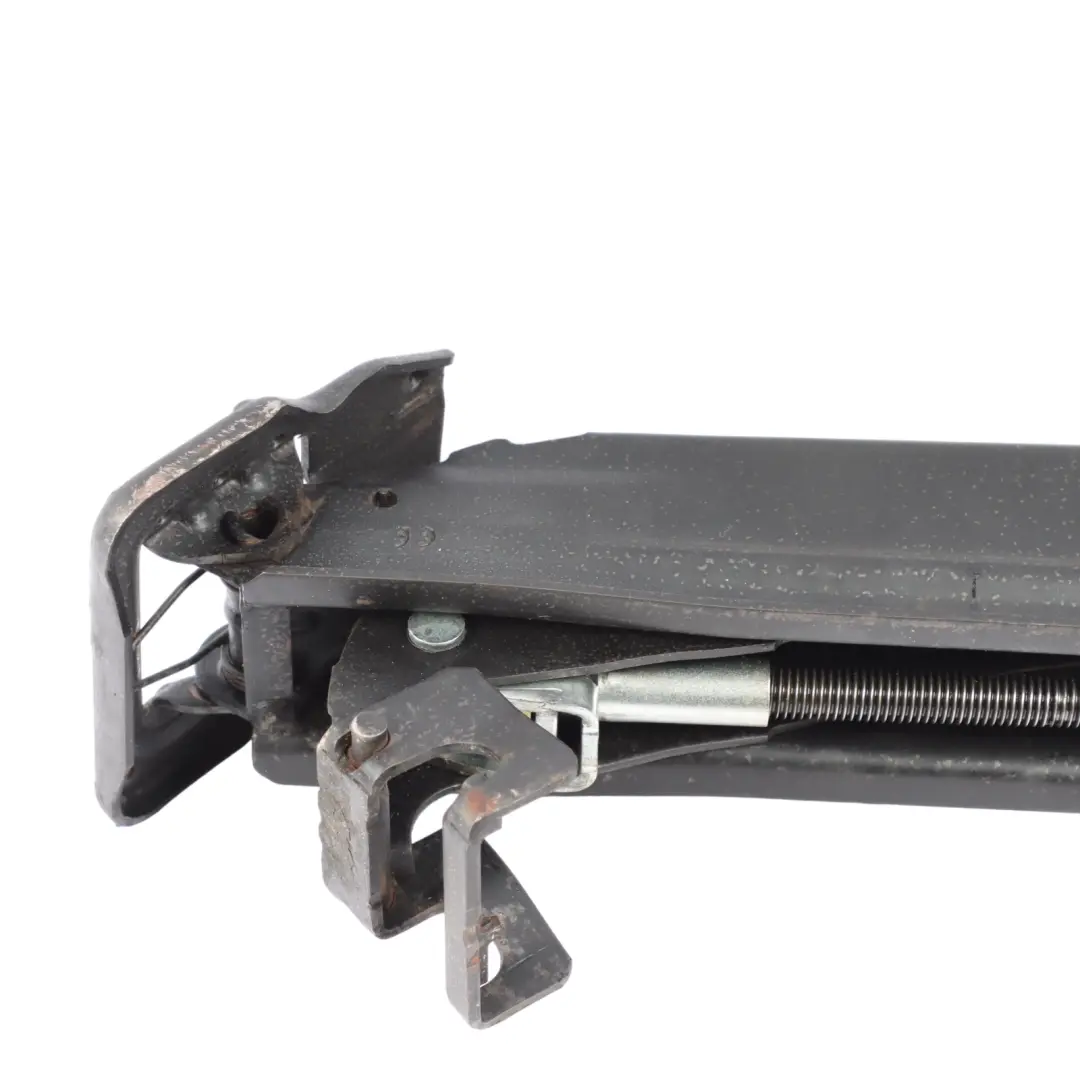 Scissor Car Jack Tool Emergency Lifting Spare Jack to Audi Q7 4L with Part number 7L0011031H Audi Q7 4L Scissor Car Jack Tool Emergency Lifting Spare Jack - SKU 7L0011031H - Part number 7L0011031H