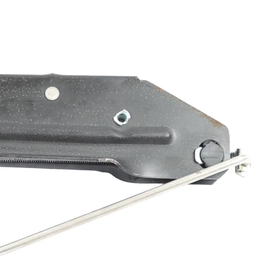 Scissor Car Jack Tool Emergency Lifting Spare Jack to Audi Q7 4L with Part number 7L0011031H Audi Q7 4L Scissor Car Jack Tool Emergency Lifting Spare Jack - SKU 7L0011031H - Part number 7L0011031H