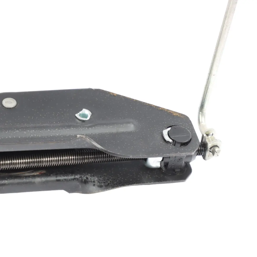 Scissor Car Jack Tool Emergency Lifting Spare Jack to Audi Q7 4L with Part number 7L0011031H Audi Q7 4L Scissor Car Jack Tool Emergency Lifting Spare Jack - SKU 7L0011031H - Part number 7L0011031H